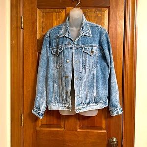 Vintage 80s Denim Jacket. Gently loved. Size unknown.